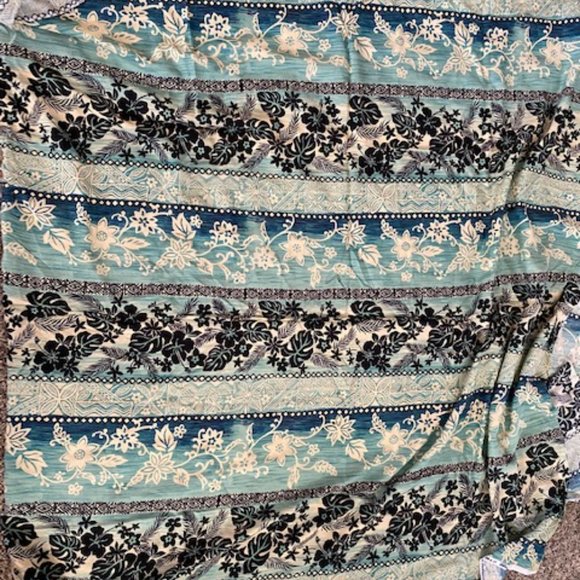 Hawaiian Print Fabric, Green Beige, Black - Picture 7 of 7